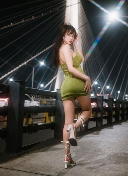 女搜查官紧身皮衣调教_不卡在线观看