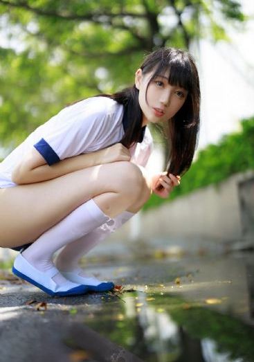 美丽的小蜜桃电影_4K免费观看视频